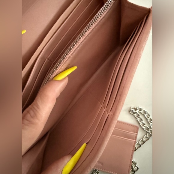 MIU MIU Mattalasse quilted leather rhinestone wallet - Picture 9 of 15